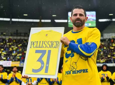 cmdotcom's tweet photo. #Chefinehafatto? Sergio #Pellissier: la Champions, la churrascaria, Jerry Calà e il ritorno della fiaba #Chievo
https://t.co/FzIGeJw3RM https://t.co/8ddvksTCKd