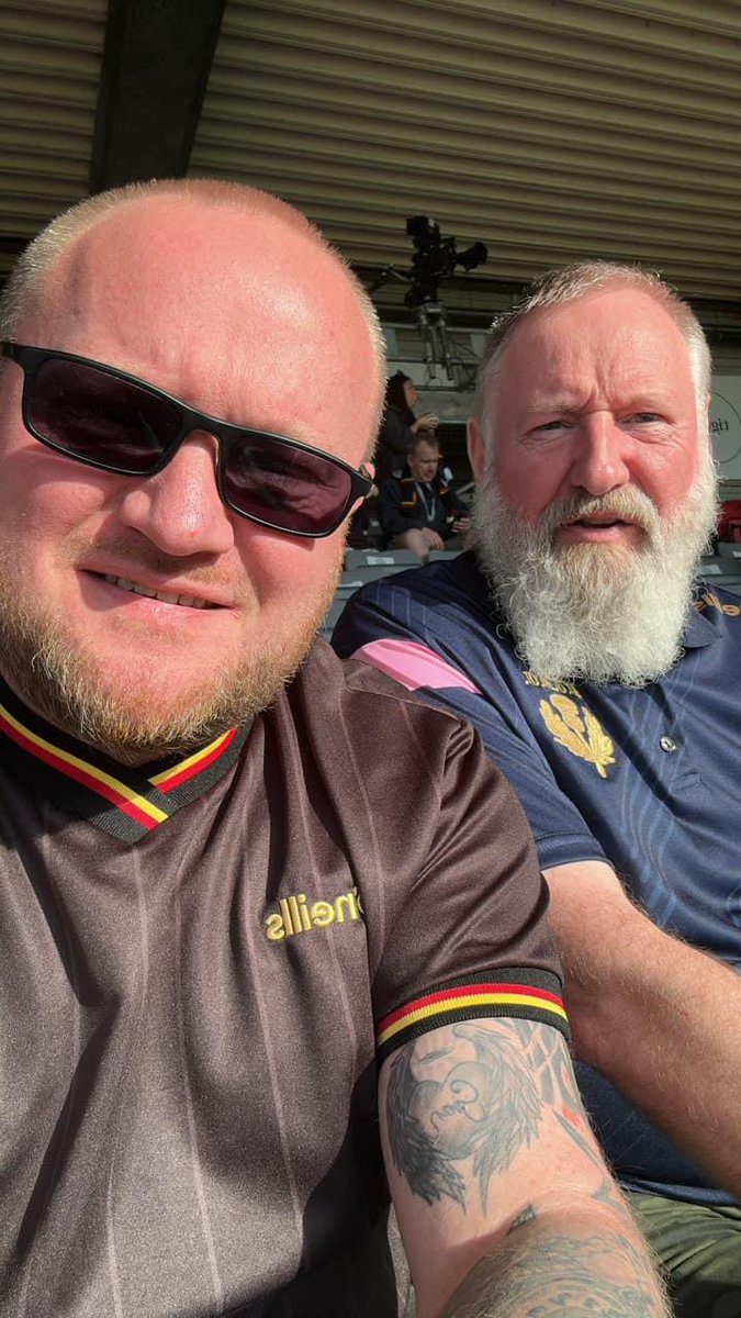 JmcVey83's tweet photo. Cmon the Jags! Firhill in the sunshine. Must win!!!! 🇩🇪🇩🇪🇩🇪 https://t.co/qXHIbDHk4F