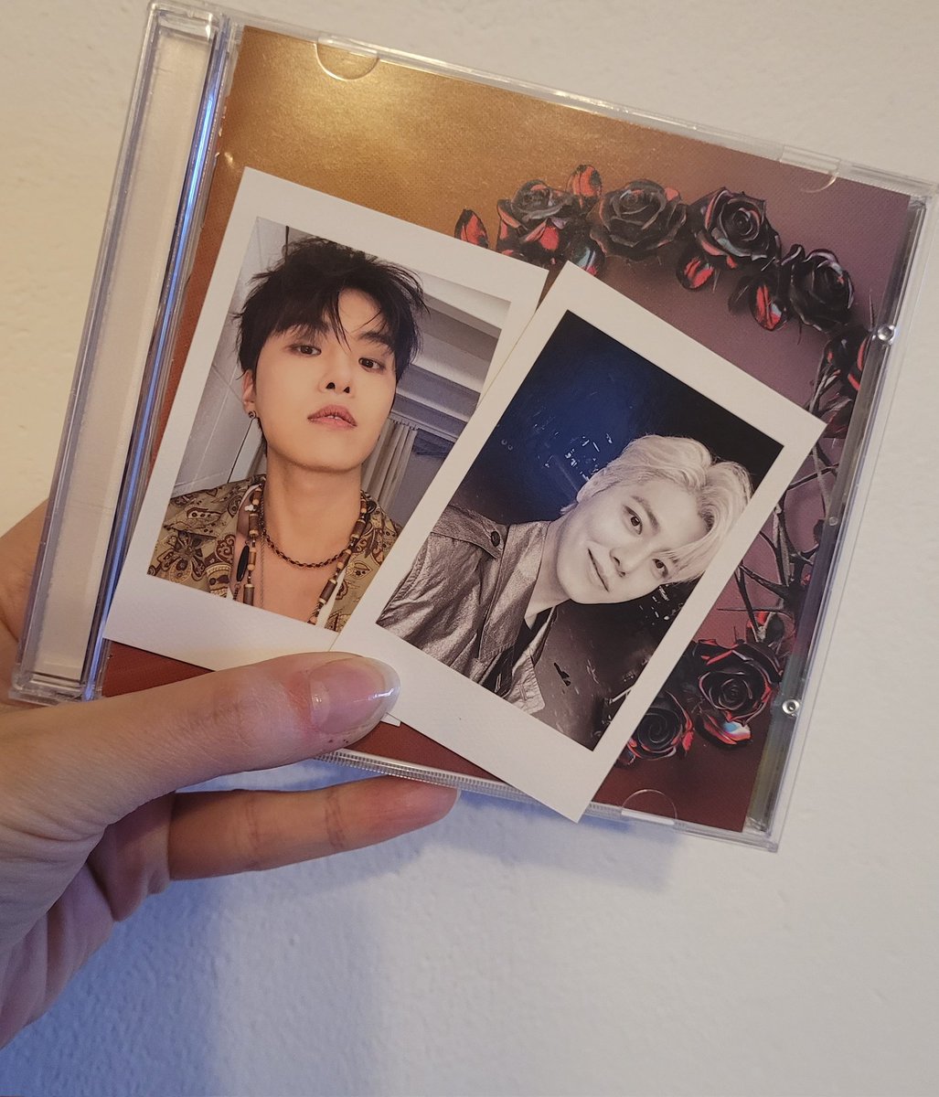 fairy_of_cloud's tweet photo. Sprzedam album za 112 ziko z wliczona przesyłka. Zawiera wszystkie dodatki ❤️🥰🌹
Mogę sprzedać płytę z jedną kartą za 65 ziko już z wliczoną wysyłką paczkomatem.
Samych kart nie sprzedaje. 🥰
#sprzedam #kpop #therosedual #therose #rt https://t.co/ZtHQcvMhk8