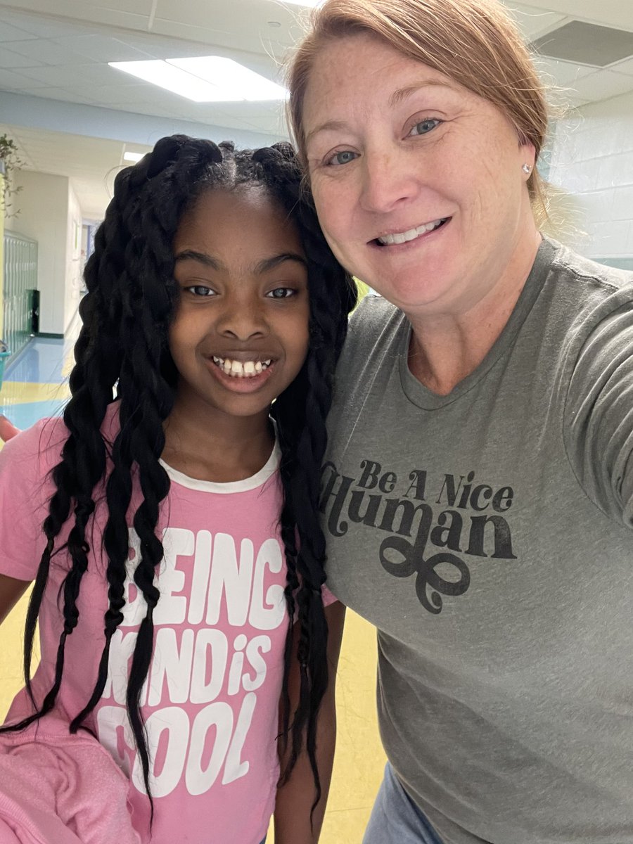 Just a friendly Friday reminder 💗