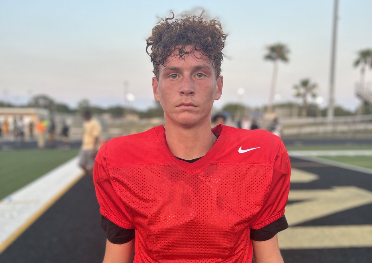 Spring Whip around

*South County addition*‼️

Some surprise prospects on the rise

-Intra-Squad scrimmages taking place 

- Position battles &amp; More (Coming next week)

New QB at Lakewood takes on new pressure (Listen) 👇🏾 <a href="/PinellasHSMedia/">Pinellas Highschool Media Group</a> <a href="/QBHouse55/">Coach Bj Hall</a> 

thegreenzonepreps.net/insidegreenzon…