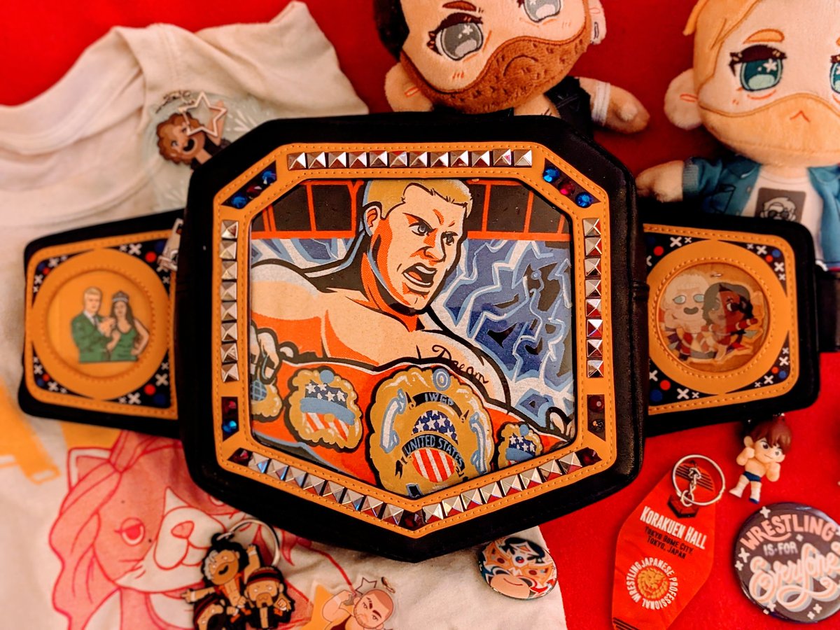 flightybuttlass's tweet image. Since I'm so close to 4000 followers, I'm giving away a $35 gift card to my store, for use on any item(s), any time! 

Just follow, like, and RT to enter! Will pick a winner on tuesday (just in time for a preorder drop on Wednesday ;D)
🌻🌻🌻