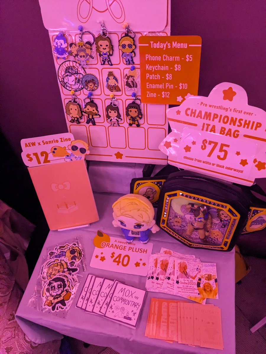 flightybuttlass's tweet image. Since I'm so close to 4000 followers, I'm giving away a $35 gift card to my store, for use on any item(s), any time! 

Just follow, like, and RT to enter! Will pick a winner on tuesday (just in time for a preorder drop on Wednesday ;D)
🌻🌻🌻