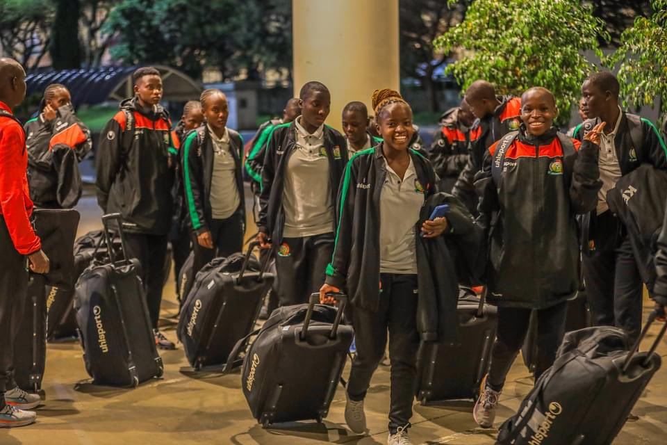 AbabuNamwamba's tweet photo. Safe skies girls as your return home tonight. You have flown our flag🇰🇪 well in Addis Ababa. May the 2nd leg in Nairobi on 19th be a breakthrough.

#JuniorStarlets https://t.co/auq3yfNTDB
