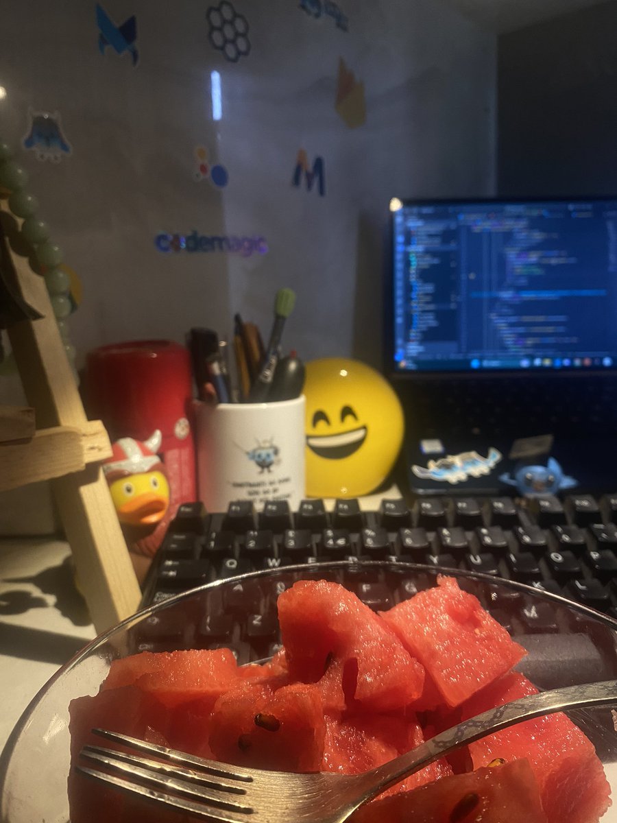 ariba_hussain10's tweet image. &quot;Juicy code ahead: Coding with a side of refreshing watermelon slices! 🍉💻 #CodeAndChill&quot;
#flutter  #fluttercommunity