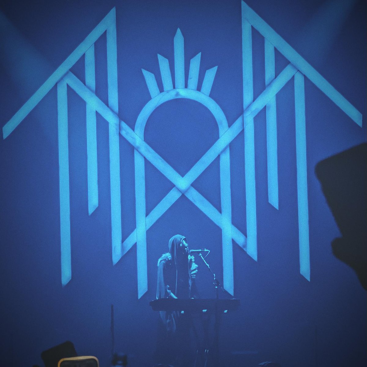 Ember Foxx tweet media