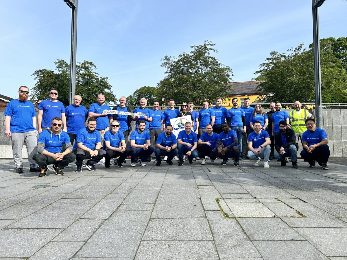 TallaghtComCo's tweet image. Great day in Tallaght village with AWS !! 26 wooden street planters sanded &amp;amp; painted getting judging ready for Tidy Towns 2024 @tidytownsireland 
#AWSinCommunities