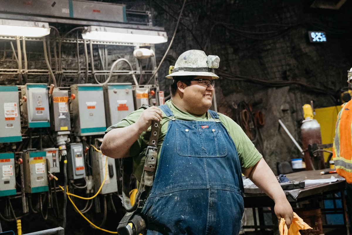Happy #AlaskaMiningDay to all the #miners hard at work in our great state! Today, we recognize our miners who play an important role in developing #essentialminerals, a vital component of our modern way of life.

#kensingtonmine #womeninmining #goldmining #alaskaminingday