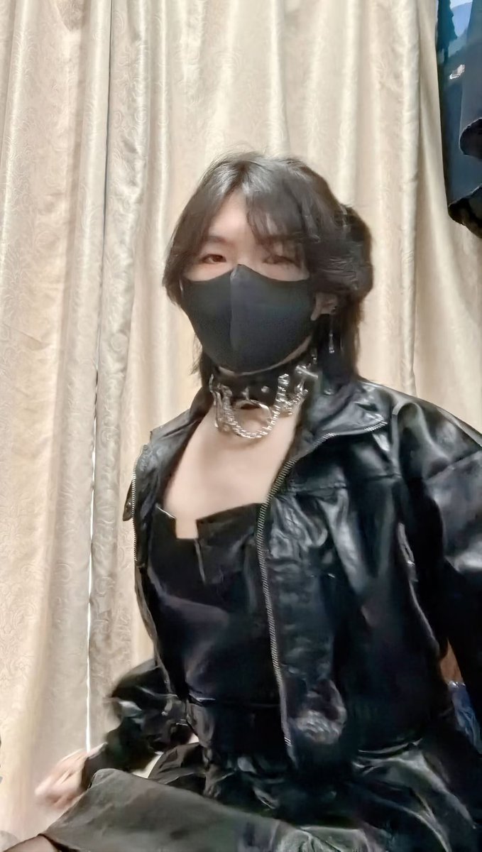 MistSiyu's tweet photo. 新皮肤哦（猜猜里面穿的是什么呢？）😊 https://t.co/6mdSrrrH4E