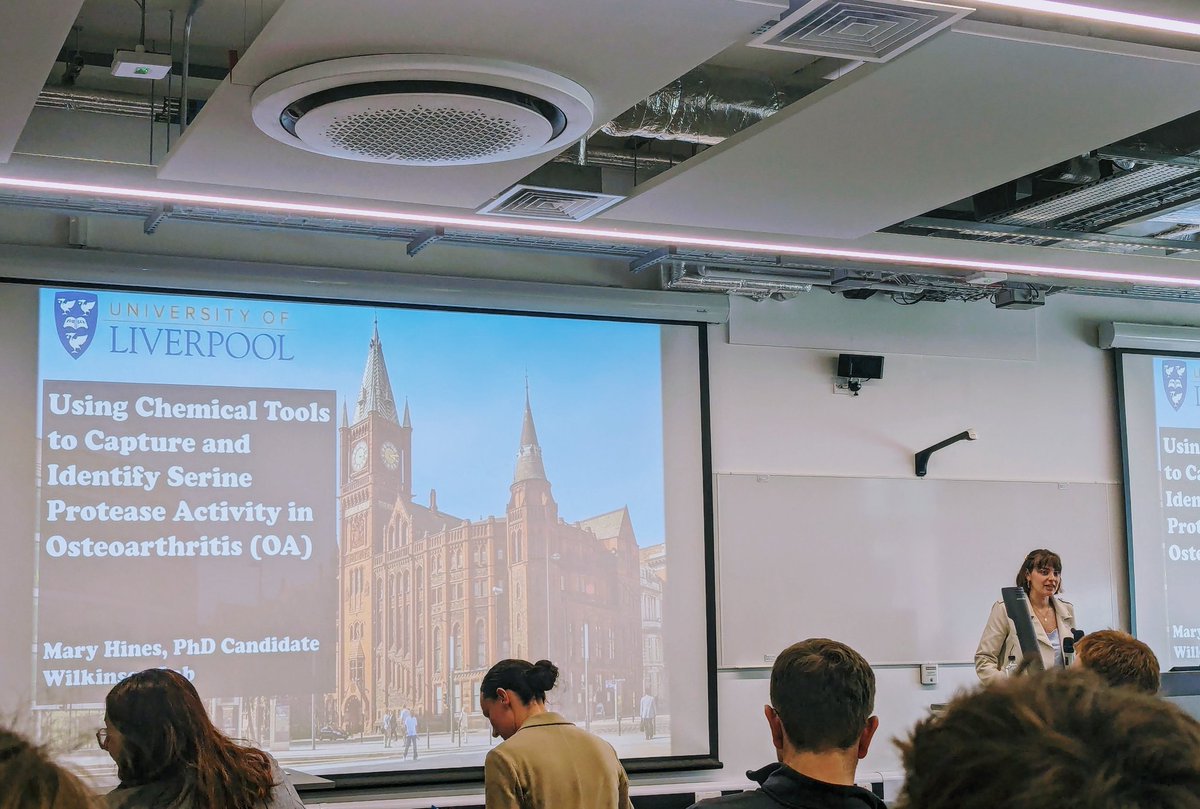 DWilkinson_Lab's tweet image. Great talk today by PhD student Mary Hines at the musculoskeletal department away day. Her work involves using activity-based probes to profile active proteases in osteoarthritis. Well done Mary! ๐@LivuniILCaMS @DiMeN_DTP