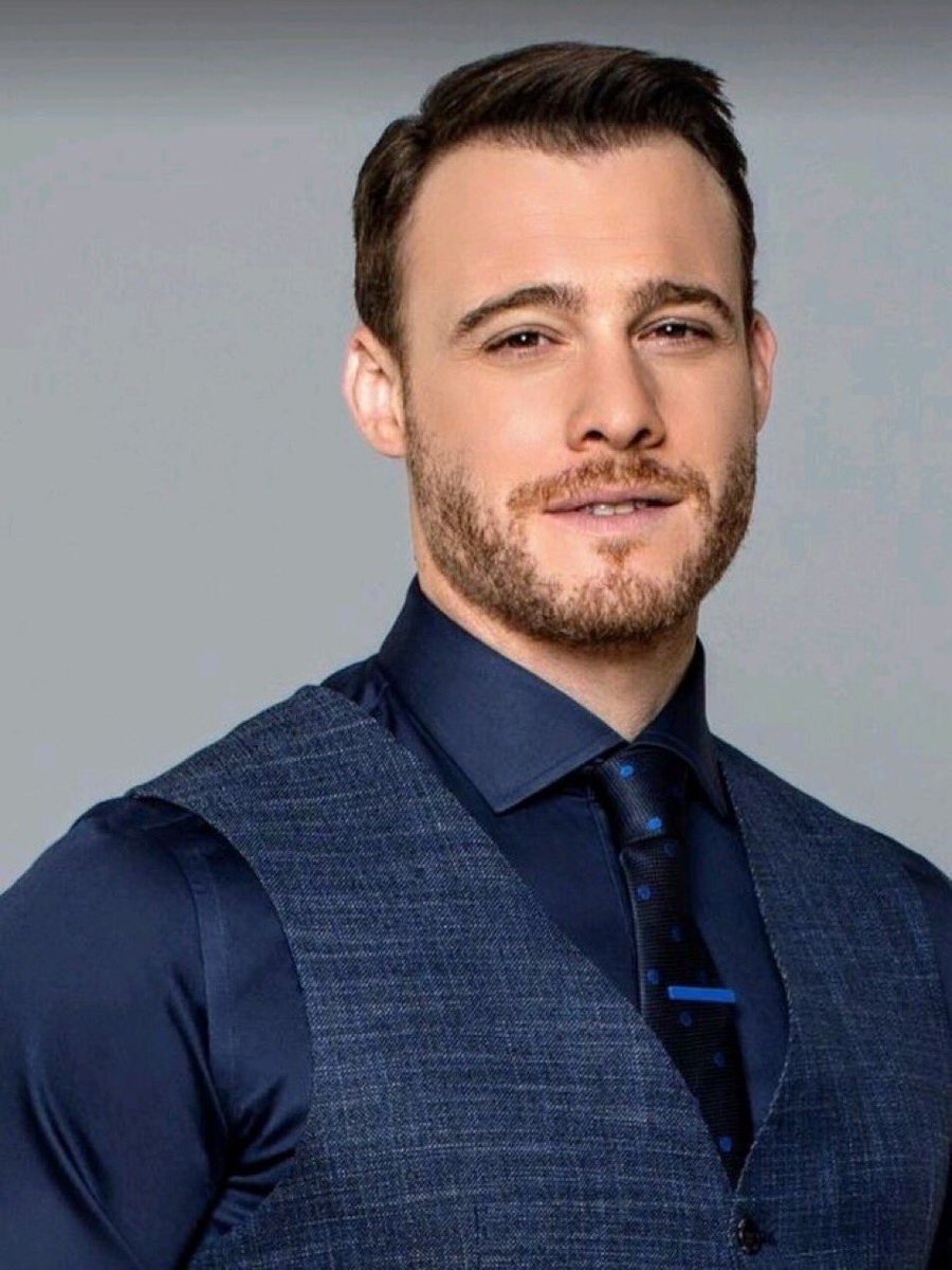 30 Days with The Bürsin #KeremBürsin Day 7-in blue #30DaysWithTheBursin #KeremBürsin #KeremNautas @bursiners_arg @bursinessence @Loli17 @totibarzola66 @silademaz@Team.Kerem