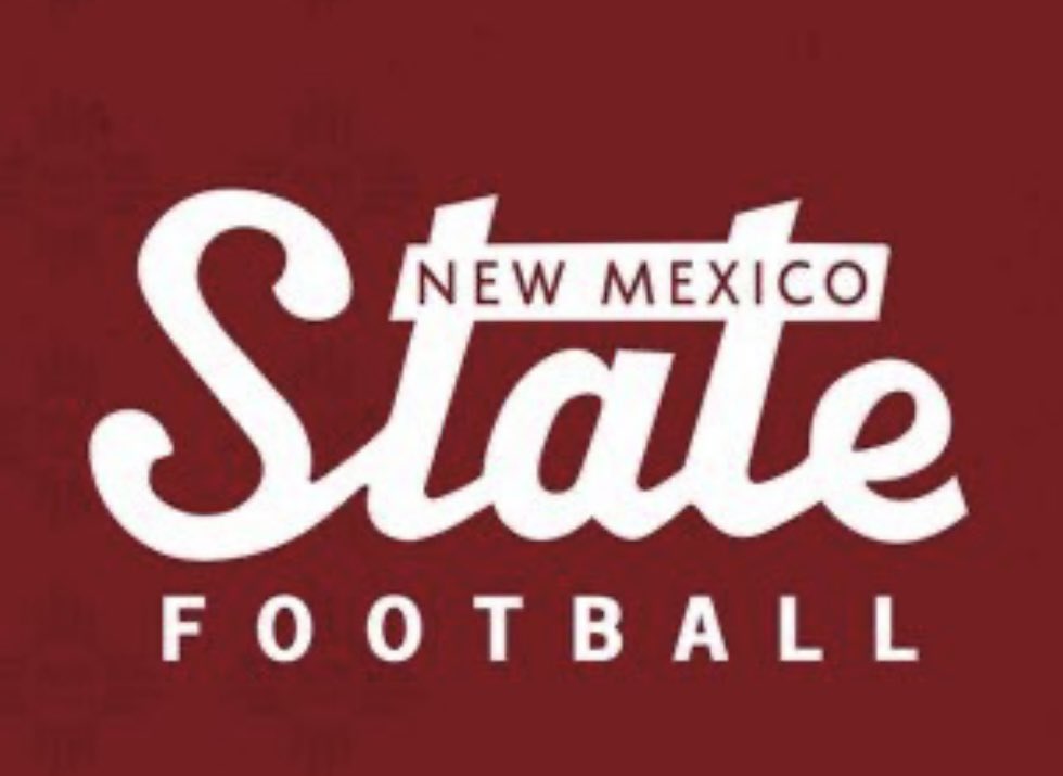 Thanks to @CoachHen_1 from @NMStateFootball for coming by to visit the FAMILY. #RecruitTheNest #SLR