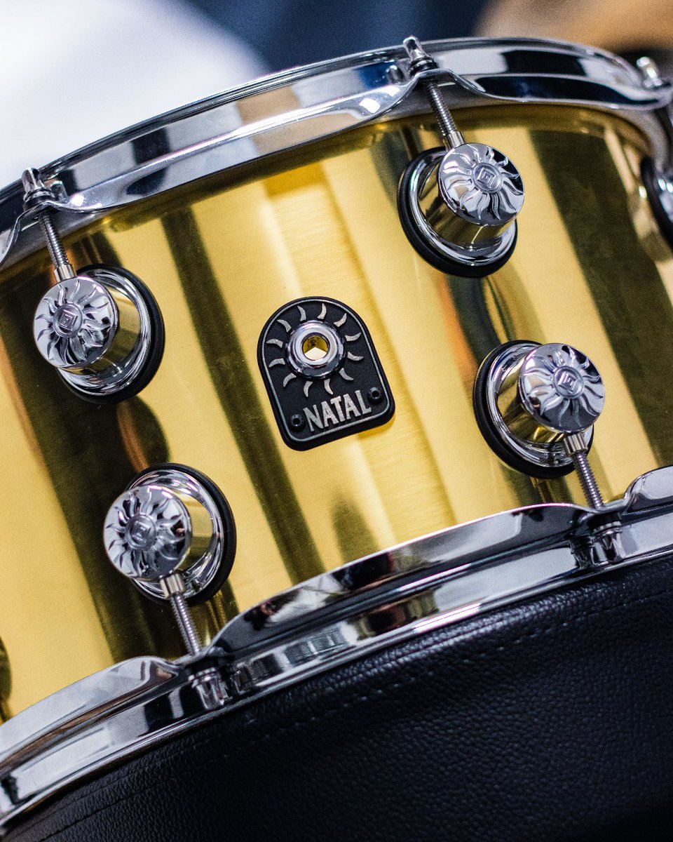 Bringing sharp snaps and warm metallic character with every hit, our brass snares are a surefire way to bring your sound to life 😍🔥