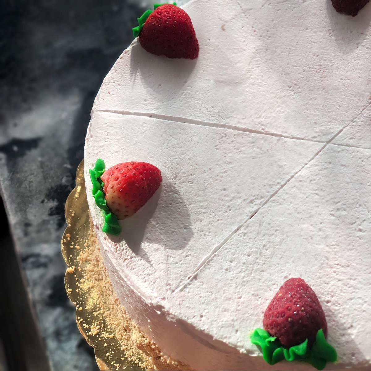 Treat the mother figure in your life to our Strawberry Passion™ Ice Cream Cake!  Layers of moist Red Velvet Cake, Strawberry Puree and Strawberry Ice Cream with Graham Cracker Pie Crust wrapped in fluffy Strawberry Frosting. 🥰🍦🍓 🍰💕 📸: @coldstonewhiteplains
