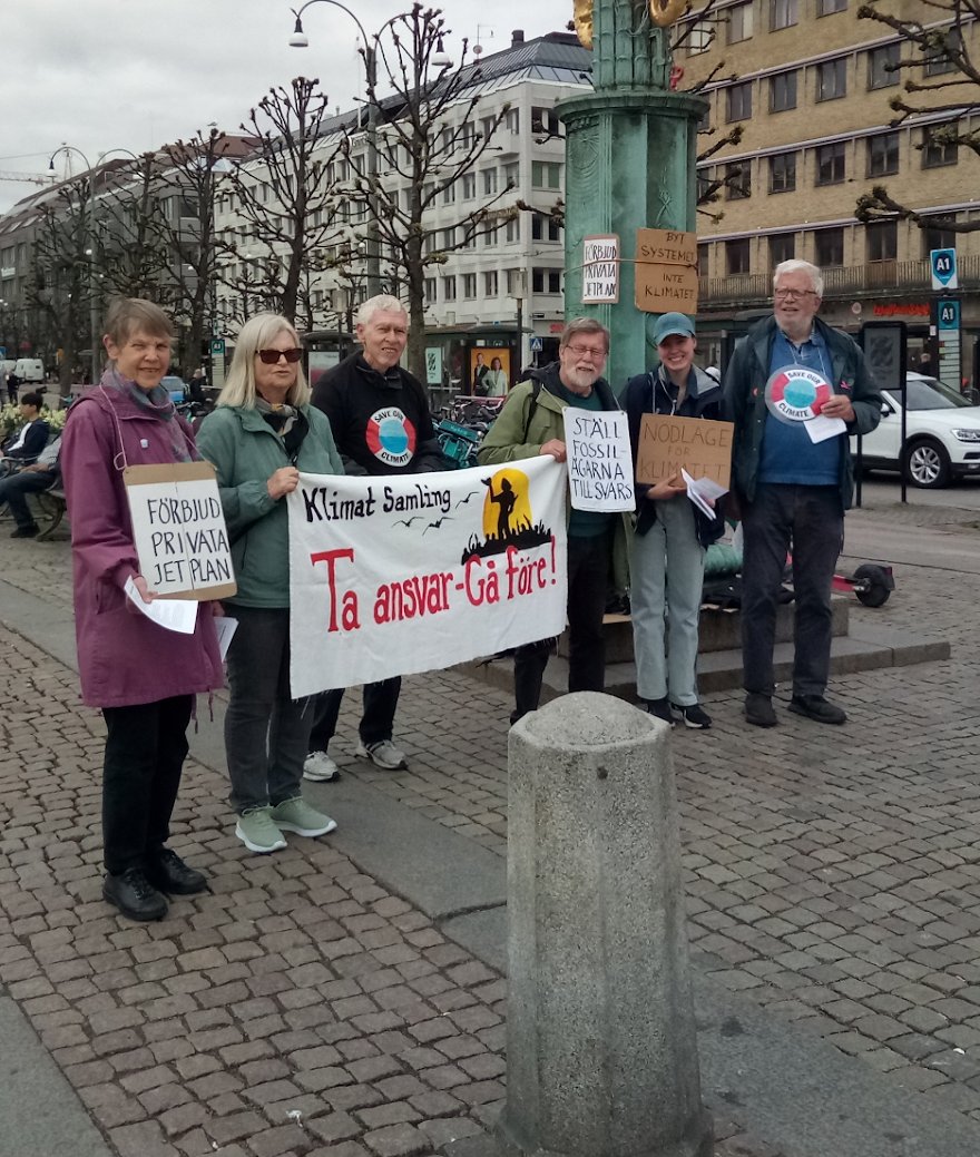 #FridaysForFuture på Gustaf Adolfs torg i Göteborg den 10 maj. <a href="/FFF_goteborg/">Fridays For Future Göteborg</a>