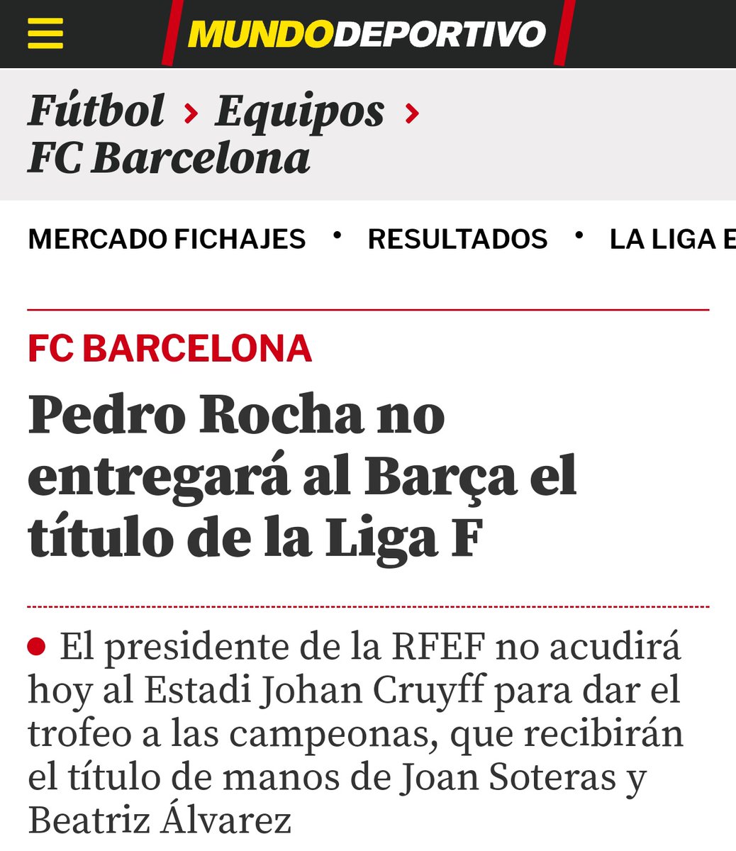 🔴 Desprestigi vergonyós pel futbol femení. El president de la RFEF no es digna a entregar el premi de Liga F i envia Soteras, qui té una resolució del Parlament per no ser la persona que dignifica els valors del futbol femení.

Una vergonya federativa més pel #futfem #futbolcat