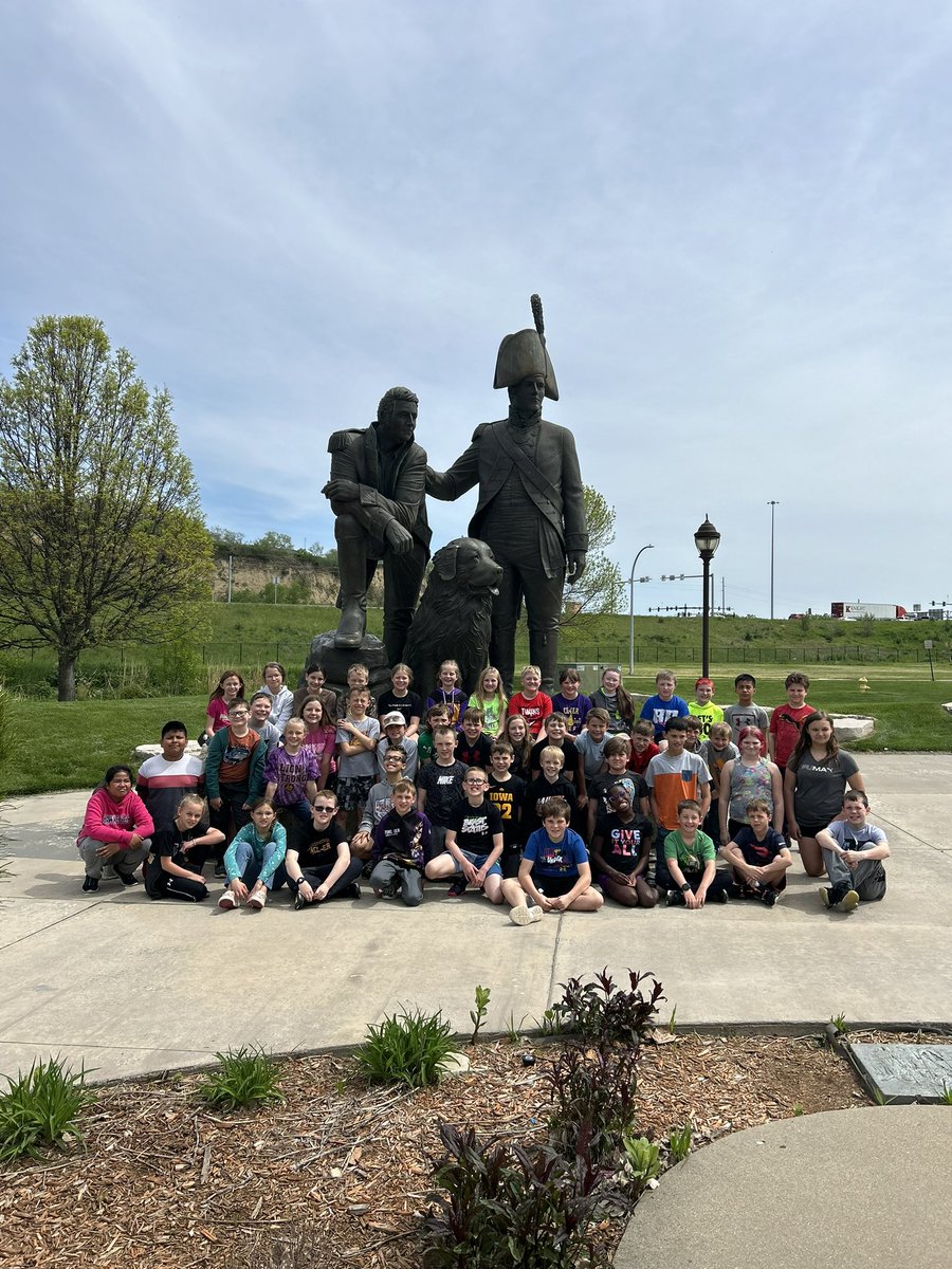 saracgroen's tweet photo. Lewis &amp; Clark Interpretive Center &amp; Sergeant Floyd Monument field trip ‘24. So much fun learning together! @CentralLyon https://t.co/roY16ySIO6