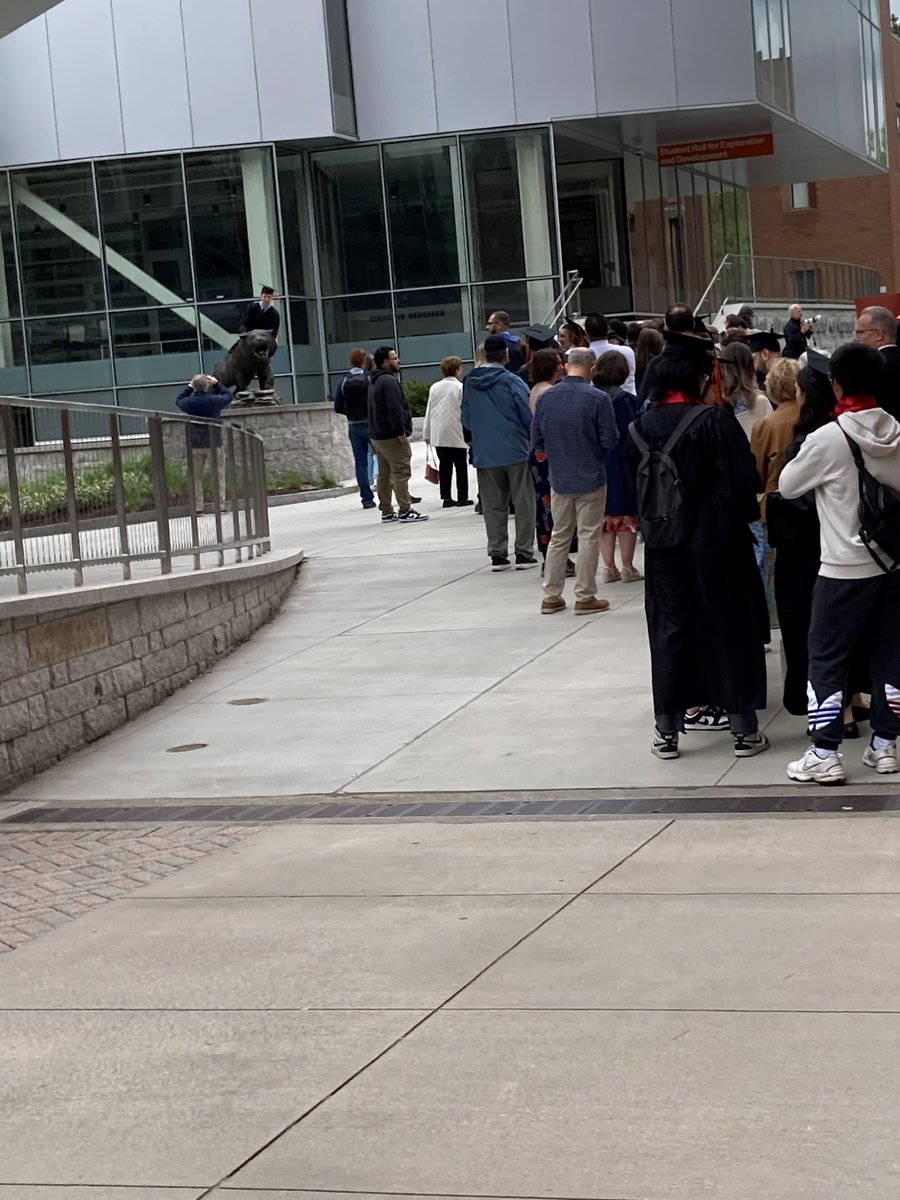 Last chance for a photo with the @RITtigers Spirit! #RITgrad #getinline