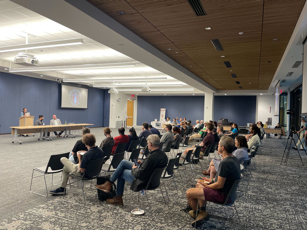 ⛏️ broke ground on the Seabrook Square II affordable housing development 
🚲 hosted a town hall with @cmchitovela where we answered questions on all things mobility

Thanks to all who attended our town hall last night!
#atxcouncil