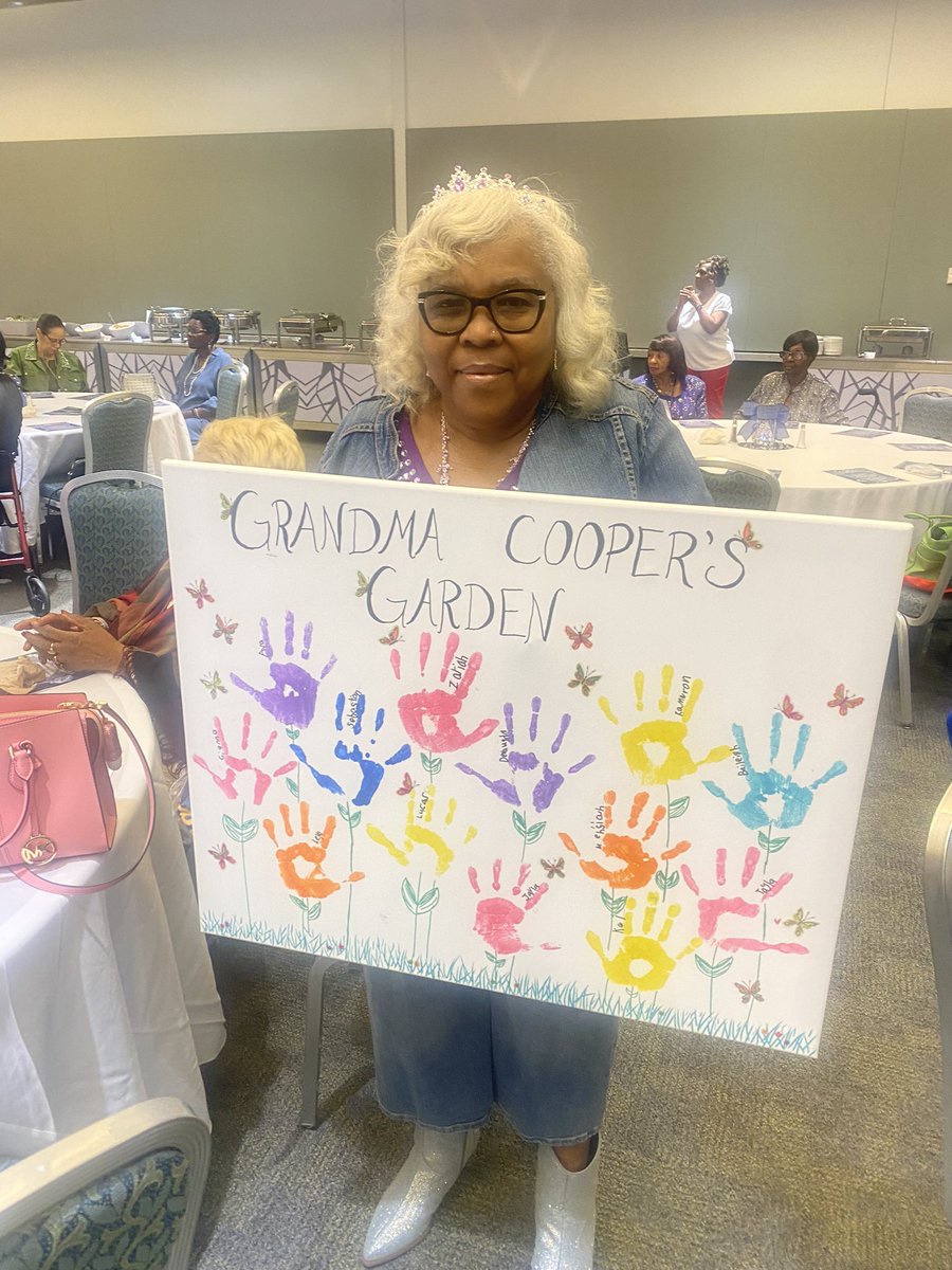 Taneeka Moore tweet media