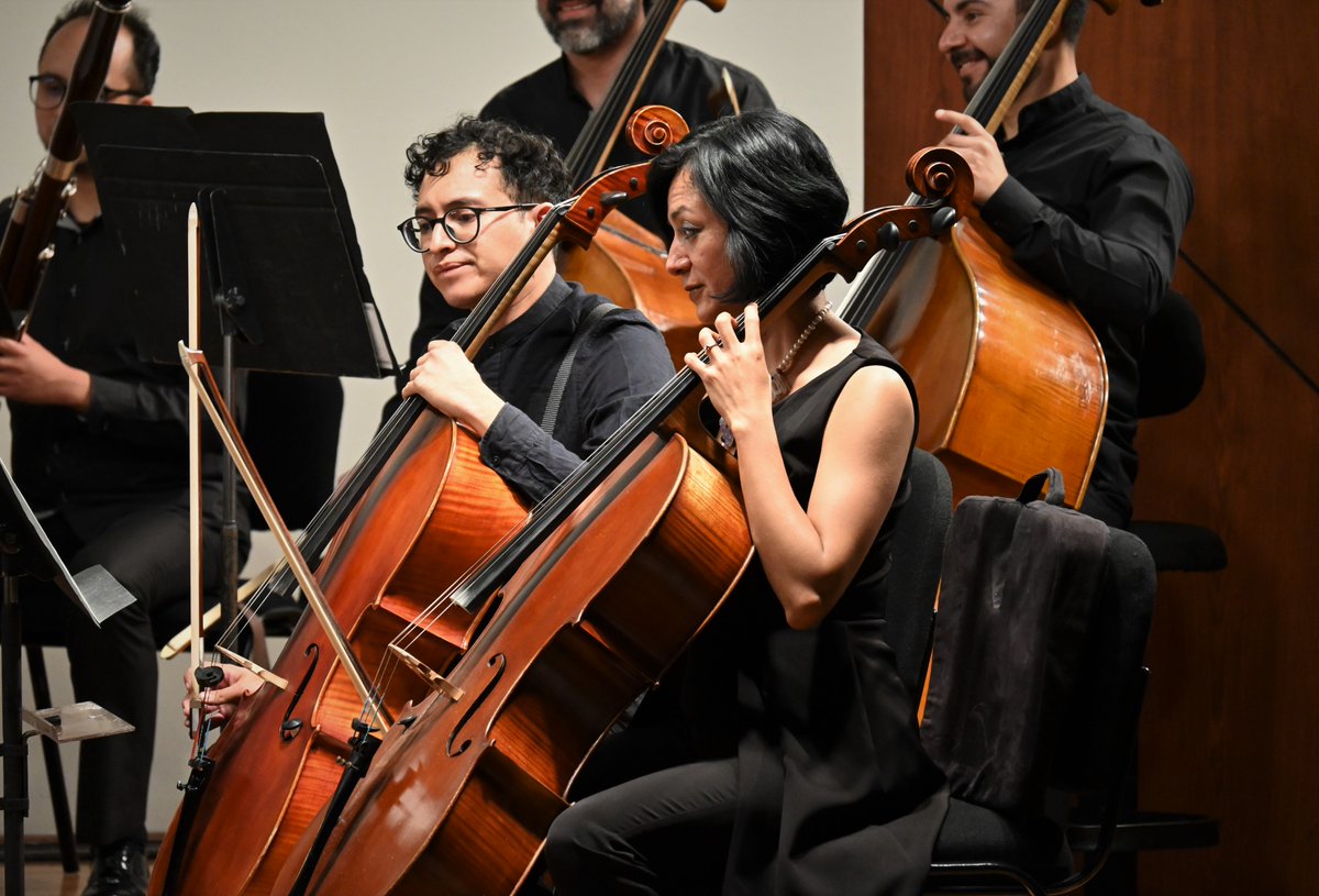 OCBA_MX's tweet photo. El día de mañana, en punto de las 12 horas, presentaremos la repetición de nuestro #Programa11.
Invita a tu familia al @ConservatorioMX, interpretaremos obras de Mozart y Bantock.
Entrada libre.
📷INBAL https://t.co/PkysF2v6w1