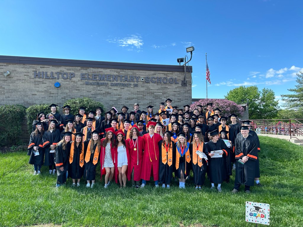 MCHS156's tweet photo. 🎓 Seniors visited their old elementary schools Friday morning to celebrate their last day of school! They walked through the hallways in their caps and gowns as the elementary students cheered them on. It was a great experience for both our seniors and the elementary students! https://t.co/Hl3PvatPxW