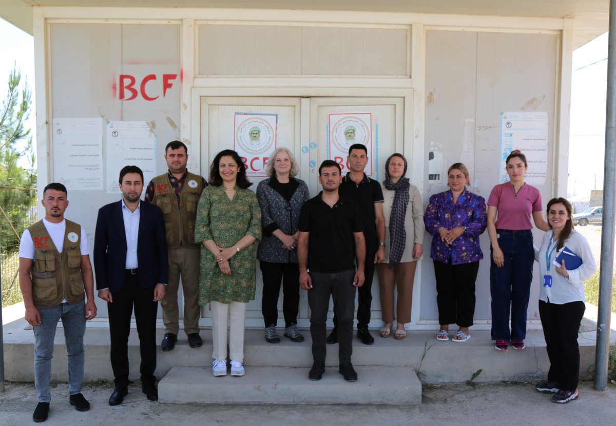 Important stop at Skeikhan IDP camp, one of the remaining 22 camps in Iraq, to hear directly from internally displaced persons on needs. 🇺🇸 has provided $3.5 billion+ since 2014 to support IDPs’ ability to make informed, voluntary, safe & dignified choices to return home,