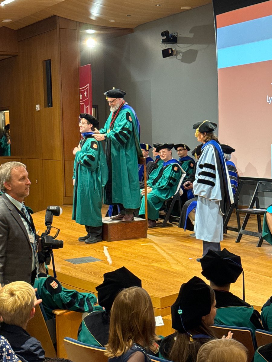 WashUengineers's tweet photo. Congratulations to our #WashU24 doctoral graduates in @WashUBME! https://t.co/ZY5z5A1mFR