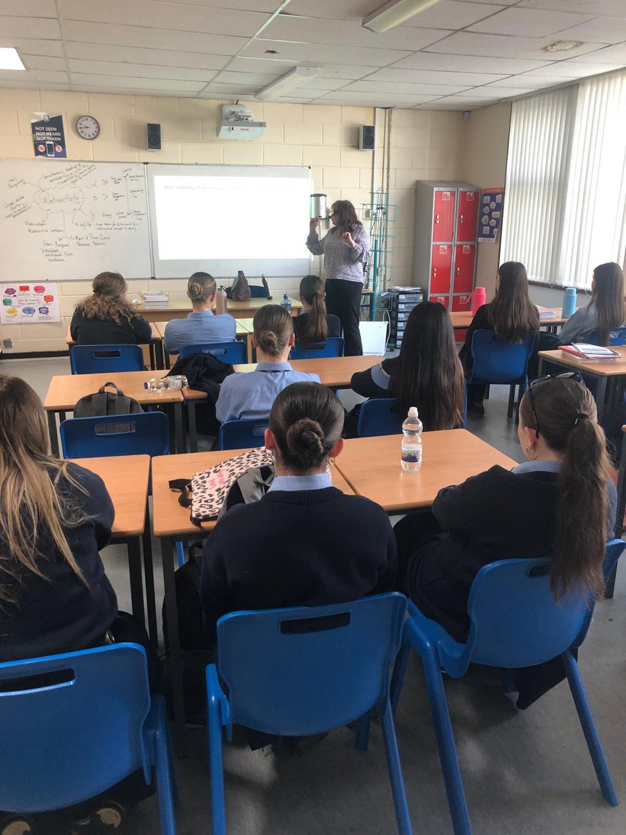 We were delighted to welcome Dr @lisascottpsych to #ASM today to talk about studying psychology in @TUS_ie. She also focused on potential career paths. A lot of interest in this course among our Sixth Years! #Careers #Guidance