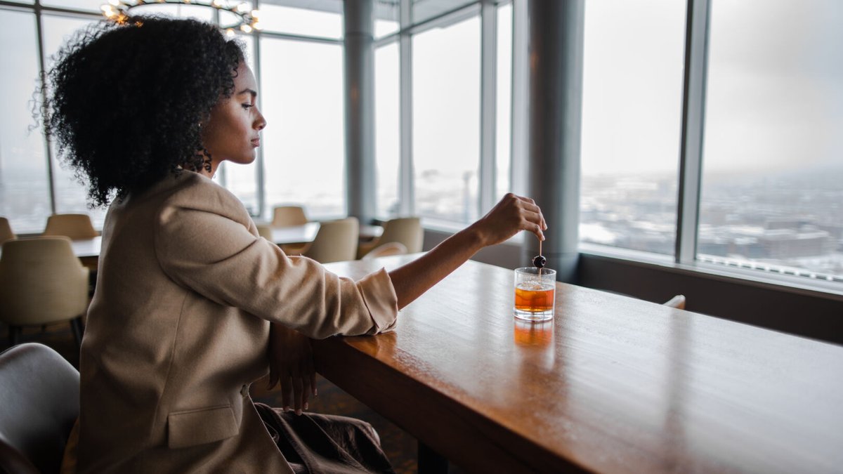 Cold and cloudy #Denver weather? Looks like an indoor rooftop drink kind of day at Peaks Lounge, our 27th floor bar🍹