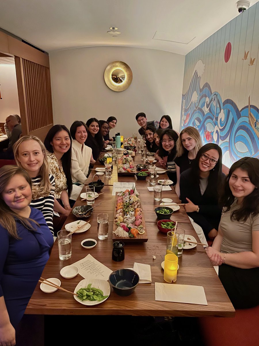 Reflections on lab dinner (a little photoshop help to insert @leahkosyakovsky who left early for @ACCMass 😂) - grateful for this incredible team ❤️@BidmcCvi - so proud of 🌟@Abigail_S_Pan and 🌟Ndidi Owunna who are starting med school this fall 🔥🔥🔥