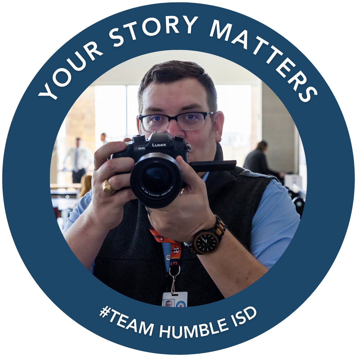 Happy #SchoolCommunicatorsDay!! Proud to get to tell the amazing stories of @HumbleISD every single day and to get to work and learn from an amazing team of #SchoolPR professionals! 

Now ... are my batteries charged and memory cards cleared for the next event?