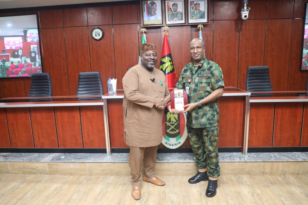 The DG of National Council Of Arts And Culture @obiasika represented the Hon. Minister @honhannatumusawa at Nigerian Army War college Higher Military Strategy and Management Course 8/2024 where he delivered a lecture on 'Cultural Influences in Leadership'.