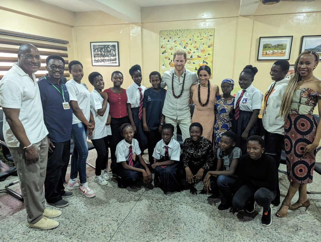 Welcoming the Duke &amp; Duchess of Sussex to Nigeria &amp; celebrating our partnership to bring mental &amp; menstrual health workshops to youth in Nigeria was a great joy &amp; honor!! #HarryandMeghan #nigeria #mentalhealth #menstrualhealth #PrinceHarry #PrinceHarryandMeghan