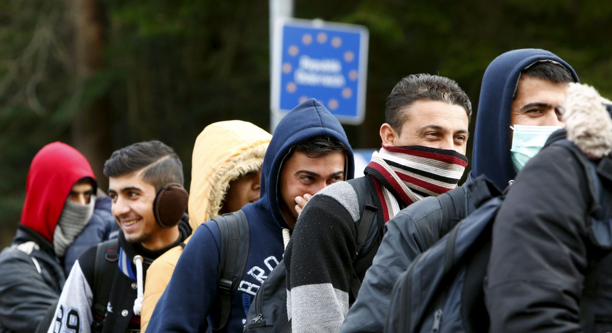 Les nouveaux chiffres officiels de la délinquance provoquent la stupeur en Allemagne : la violence explose, les immigrés représentent 14,6% de la population mais sont responsables de 58,5% des crimes violents... fdesouche.com/2024/05/10/les…