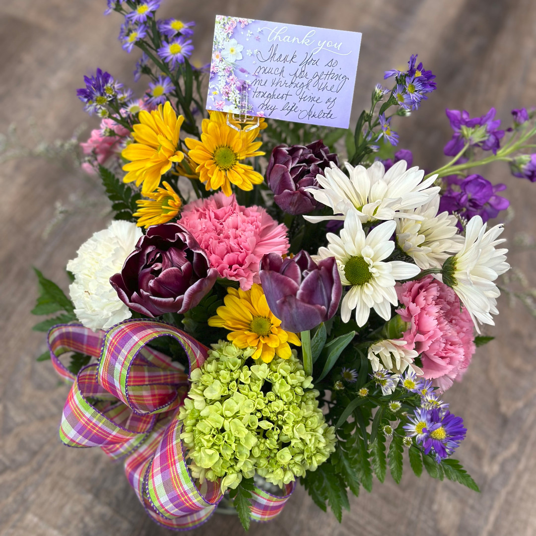 🌸 A heartfelt surprise from patient Arleta at PT Pros Leitchfield! Thank you for trusting us as your team for physical therapy. 💐 #GetMoving #YourTeamIsHere #Gratitude #PTProsLeitchfield 🌟