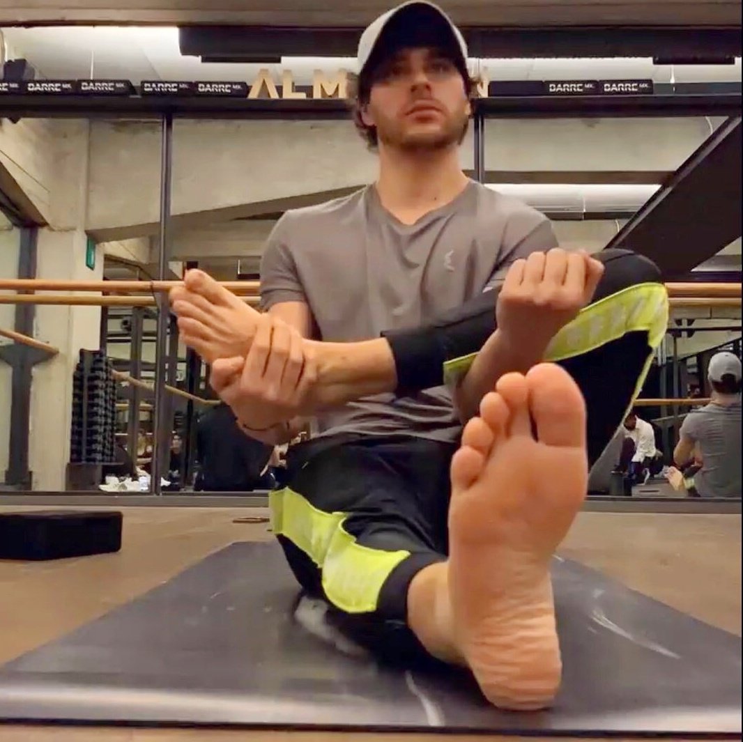 mcfeet0022's tweet image. Renato Gutz 😍🔥👣