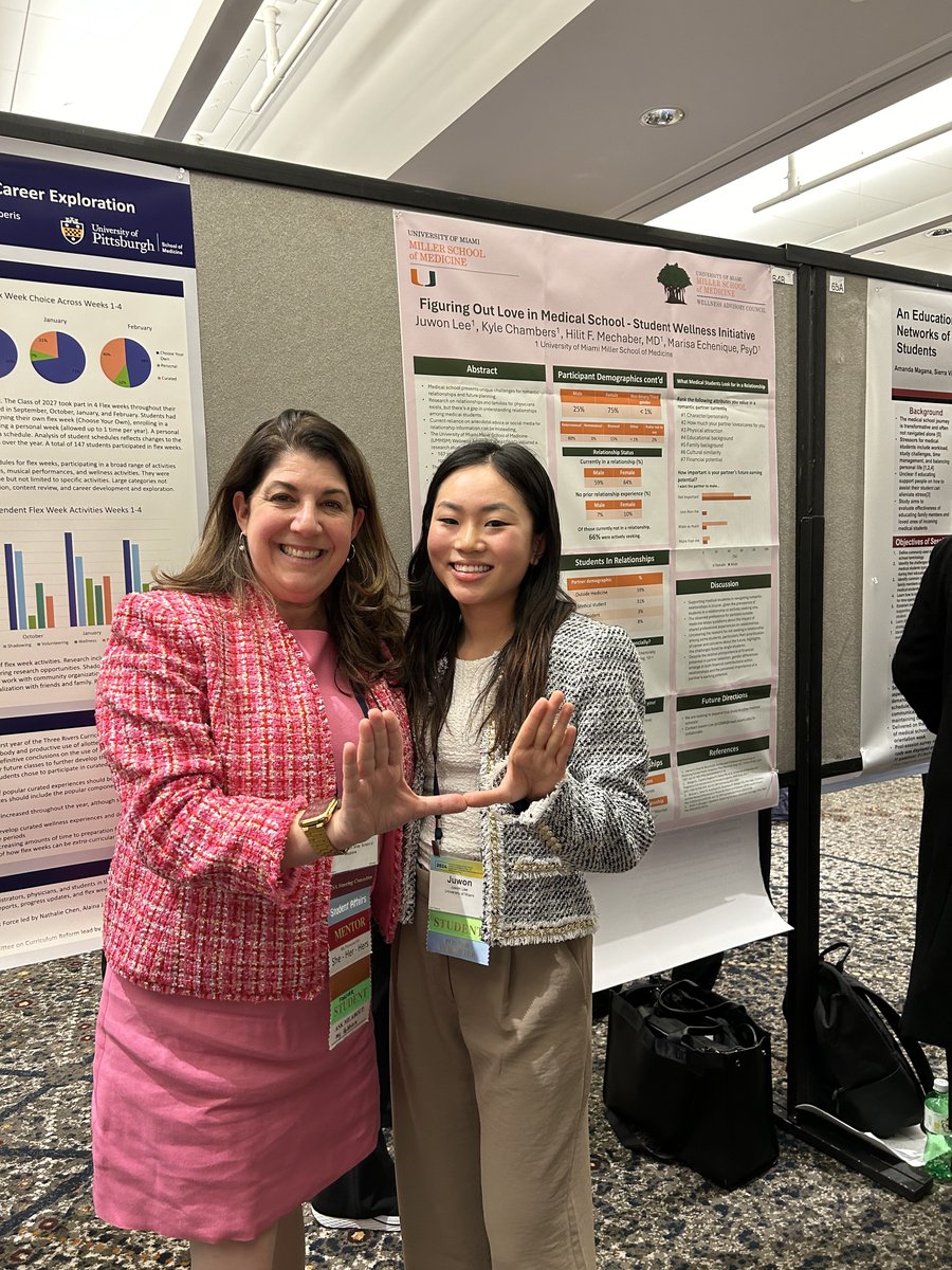 Our faculty, staff and #MedicalStudents 🙌 impressed at this year's @AAMCtoday Group on Student Affairs meeting! We showcased our expertise with six workshops and three poster sessions on topics regarding student #wellness, #DataAnalysis and #community involvement 🌟.