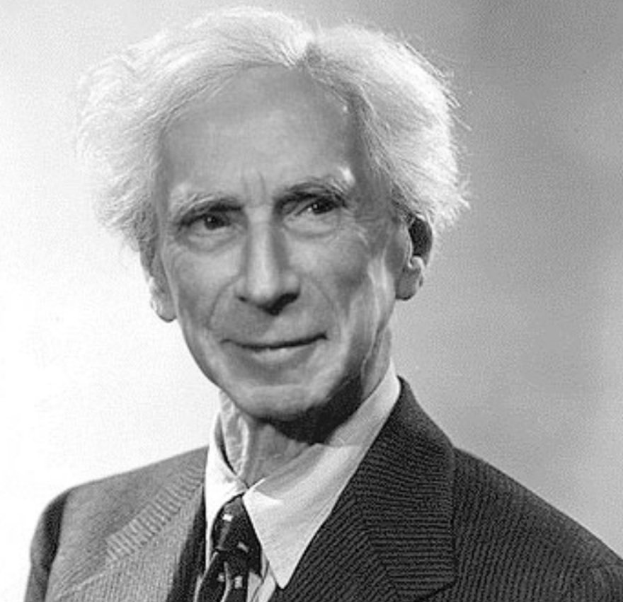 'El problema de la humanidad es que los estúpidos están seguros de todo y los inteligentes están llenos de dudas'.

-Bertrand Russell