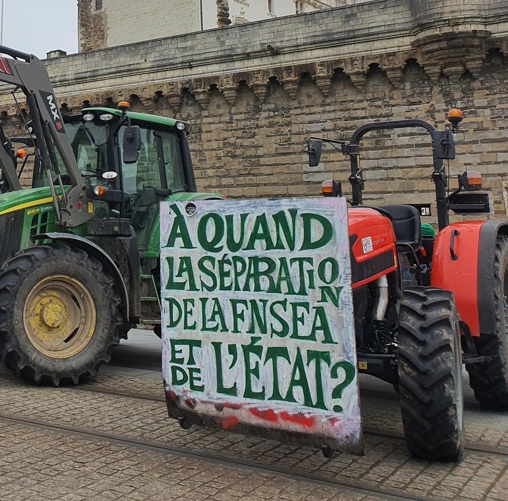 #france #agriculture #agroterrorisme #mafiaagricole #fnsea #marcfesneau #pesticides #exploitationanimale #maltraitanceanimale #pollution #malbouffe #emmanuelmacron