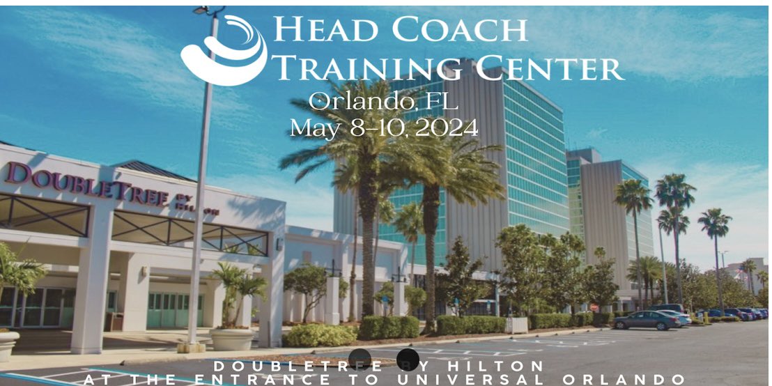 Extremely thankful to all the coaches, administrators, and speakers who took the time to make @HeadCoachTC a great event to improve and grow in your respective position. Highly recommend it to any person in the 🏀 space. Thanks to @LABCBasketball and @BDStan for the opportunity