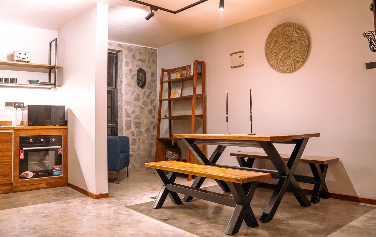 wekesa_amos's tweet image. More pictures of Amahoro cottage in kisoro 2 bedrooms overlooking the virungas in kisoro 

+256783910659

Destinations are respected because of the creative mimd of its people, not empty words