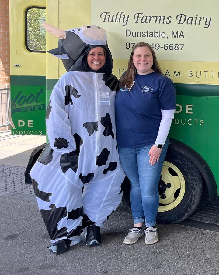 Today we continued our celebration of Nurses Week with DELICIOUS homemade chocolate chip cookie ice cream sandwiches from our friends at 

Special shout-out to our Clinical Nurse Manager at Milford Urgent Care, Kim McGrath-Chase for putting on the cow costume!