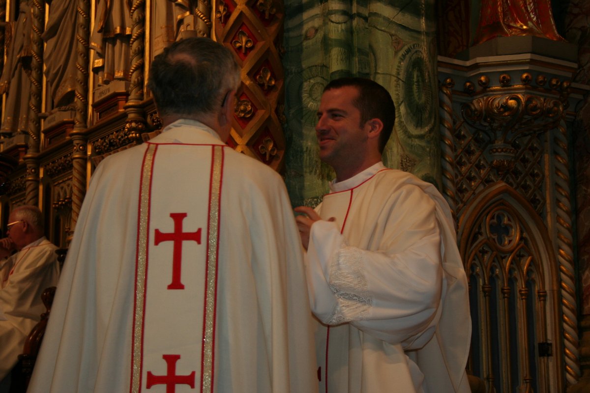 Happy ordination anniversary to Fr. JP Bolger, CC and Fr. Bernard Messier, CC (ordained May 10, 2008). 

Adopt Fr. JP and Fr. Bernard here - companionsofthecross.givecloud.co/sponsorship