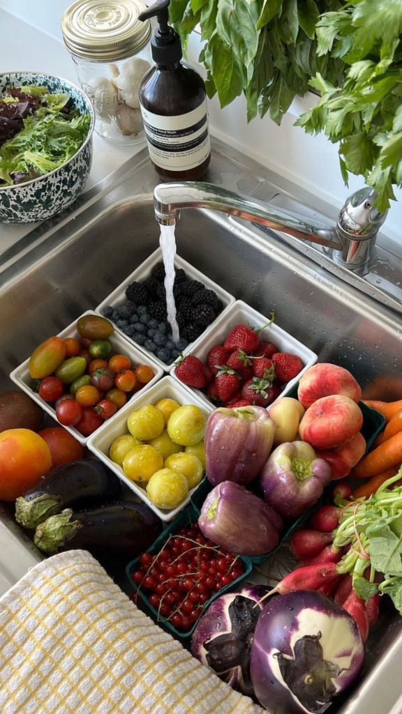 classyladylife's tweet image. fresh.