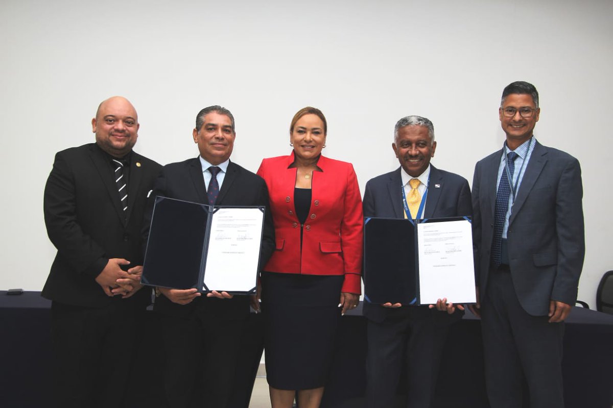 Luis Francisco Sucre tweet media