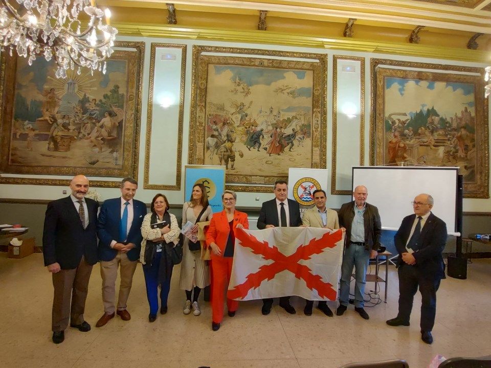 La nueva Asociación alcalaína Círculo Hispanista Complutense se presenta en sociedad | Alcalá Hoy buff.ly/3URM3H0