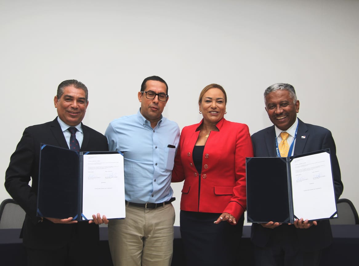 Luis Francisco Sucre tweet media