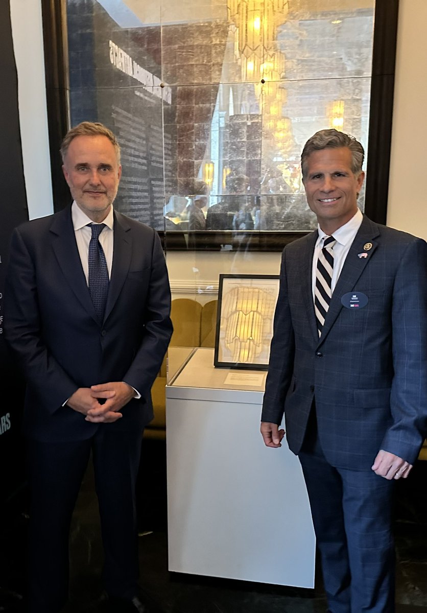 Thank you @BNYMellon and CEO Robin Vince for your strong presence in Pennsylvania and unwavering commitment to strengthening our U.S. banking and custodial system. As America's oldest bank, BNY Mellon stands as a testament to our enduring history of capitalism.