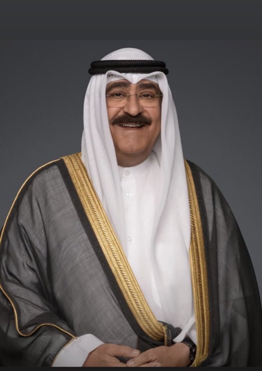 لك السمع و الطاعة في السراء و الضراء.